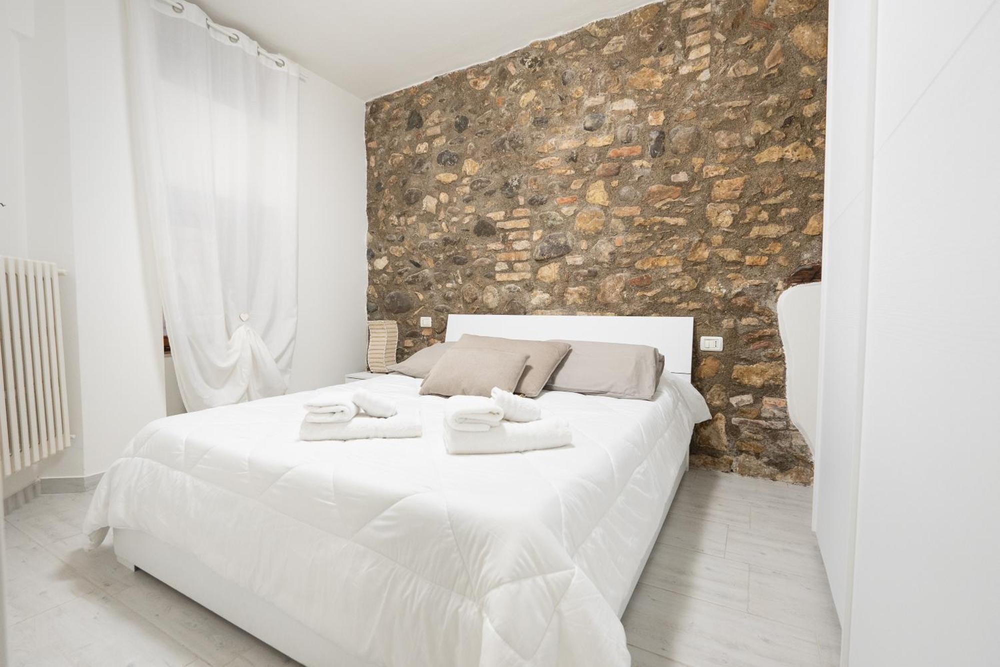 C-Apartment Lake Garda Salò Kültér fotó